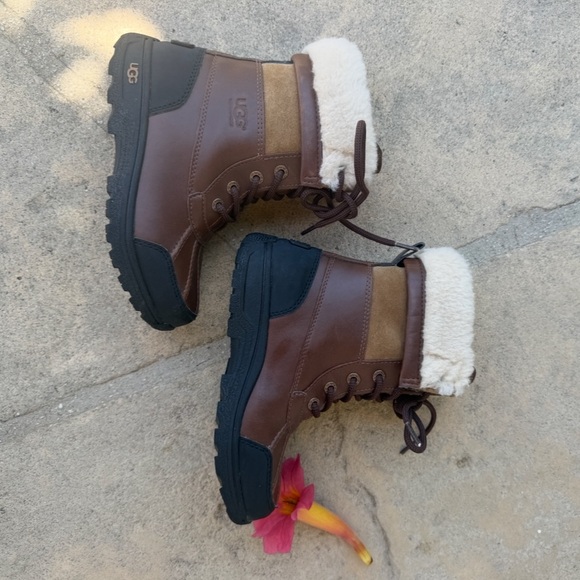 UGG Waterproof Shearling Lace-Up Boots - Picture 5 of 5